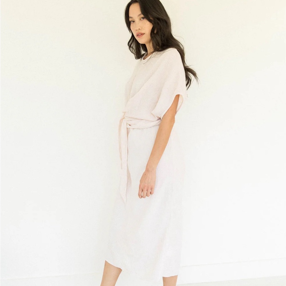 Suunday - The Dolman Dress in Eggnog